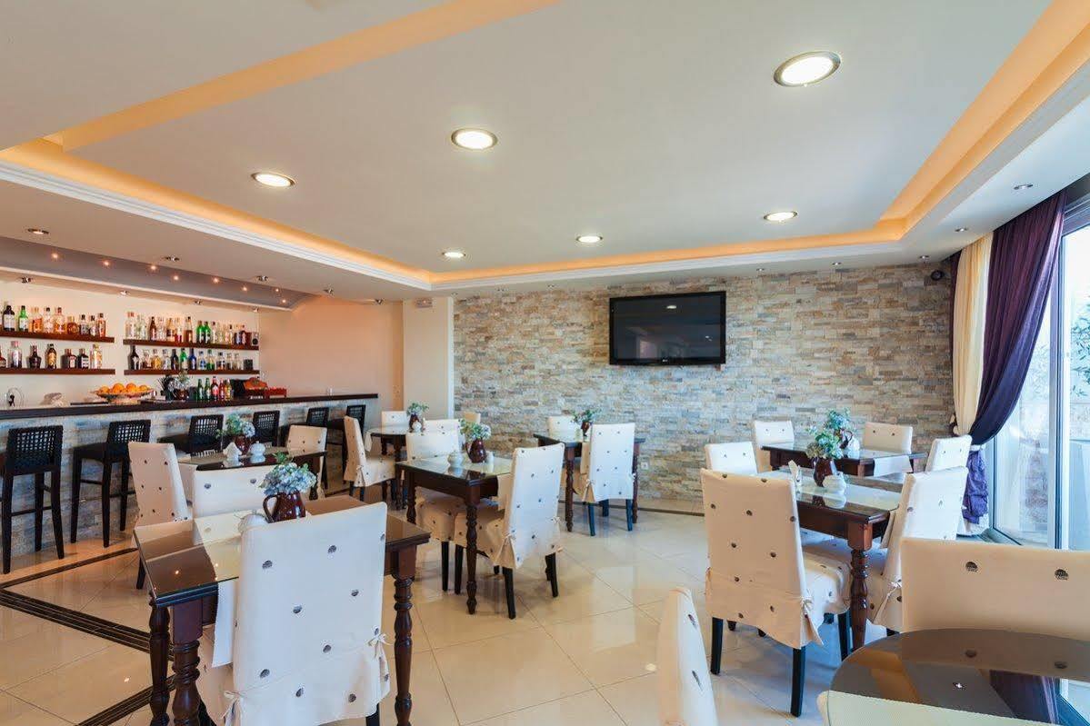 Astron Hotel 카르파토스 외부 사진
